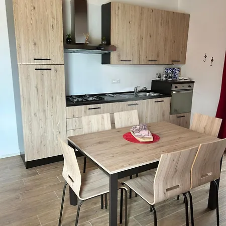 Wild Apartment